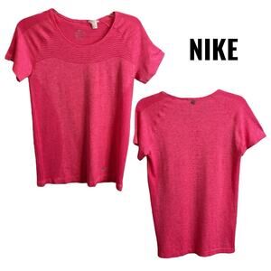 NIKE DRI-FIT TOP Women's Size M Hot Pink Gym Short Sleeve T Shirt